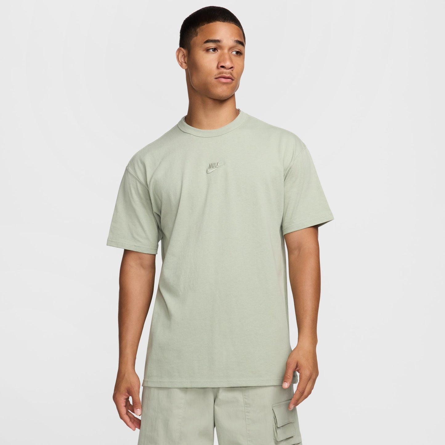 Nike Sportswear Premium Essentials T-Shirt